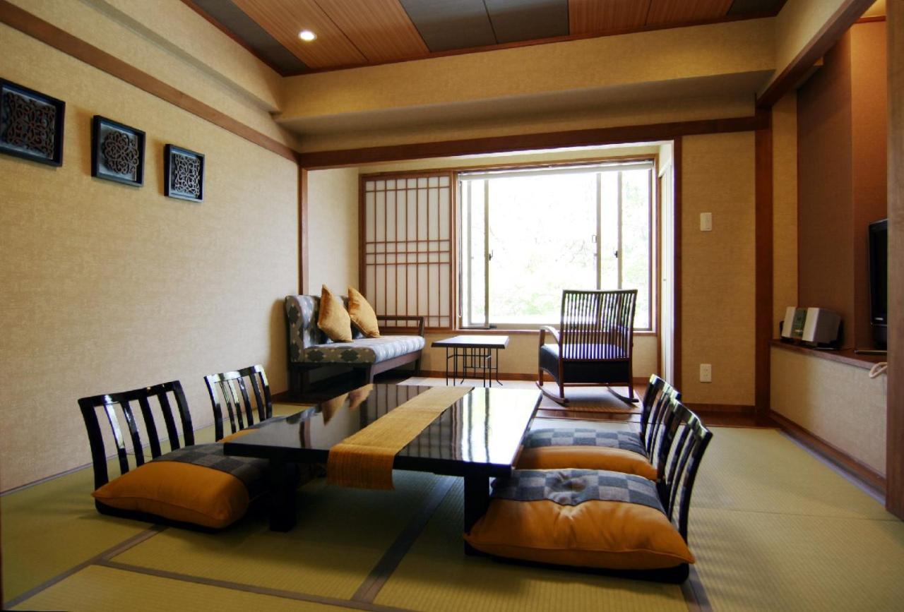 โรงแรม โทคาจิกาวะ อ็อนเซ็น ไดอิจิ Otofuke ภายนอก รูปภาพ